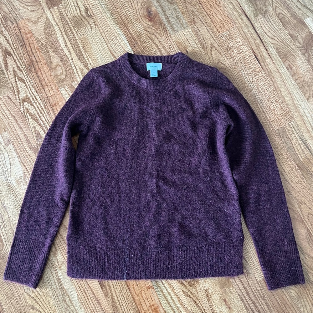 Old Navy Crewneck Sweater